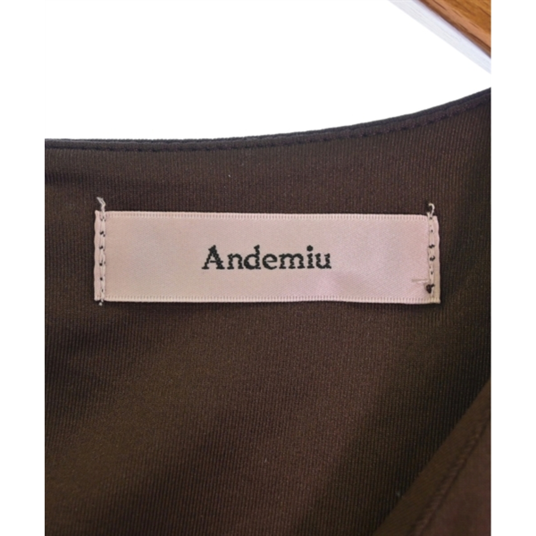 Andemiu(アンデミュウ)のAndemiu アンデミュウ ワンピース -(M位) 茶 【古着】【中古】 レディースのワンピース(ひざ丈ワンピース)の商品写真