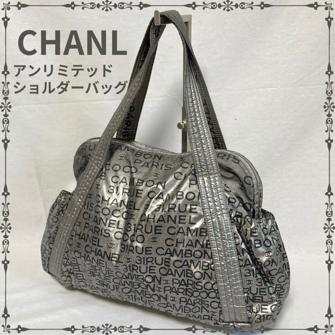 未使用 COACH スカルプテッド シグネチャー レザー テック グローブ 未使用 COACH スカルプテッド シグネチャー レザー テック グローブ