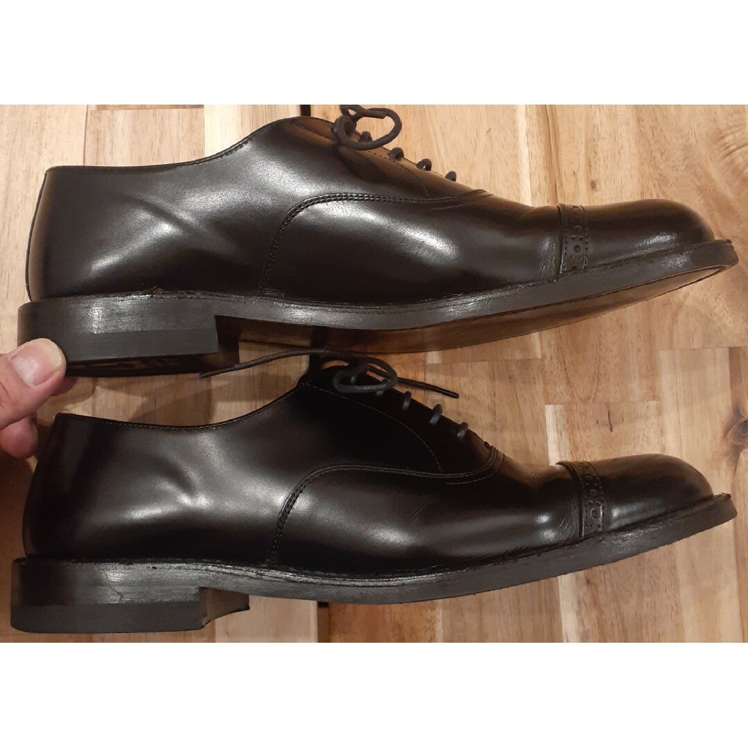REGAL(リーガル)のリーガル　ワースコレクション　パンチドキャップトゥ　ブラック　27cm メンズの靴/シューズ(ドレス/ビジネス)の商品写真