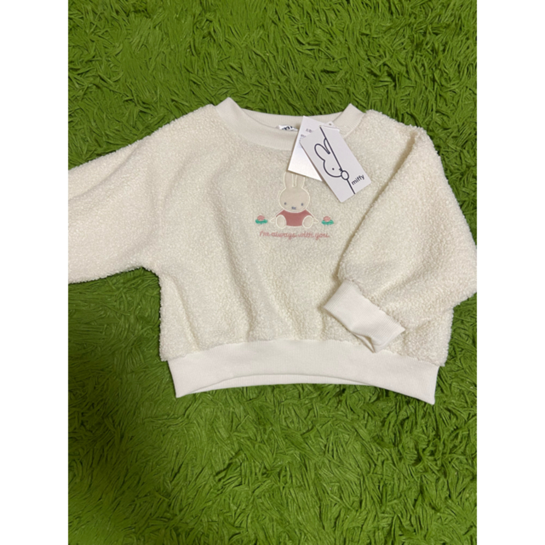 miffy(ミッフィー)のミッフィー  長袖　トレーナー　トップス　キッズ　ボア　90サイズ キッズ/ベビー/マタニティのキッズ服女の子用(90cm~)(Tシャツ/カットソー)の商品写真