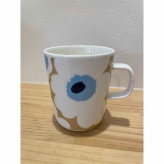 マリメッコ(marimekko)のマリメッコ　マグカップ　250ml ベージュ(食器)