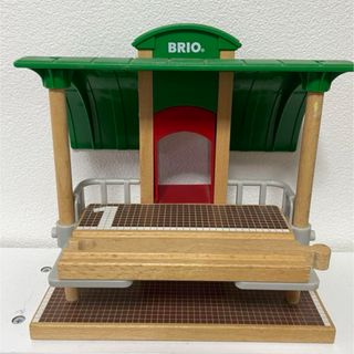 ブリオ(BRIO)のブリオ　BRIO 2階建駅舎(知育玩具)