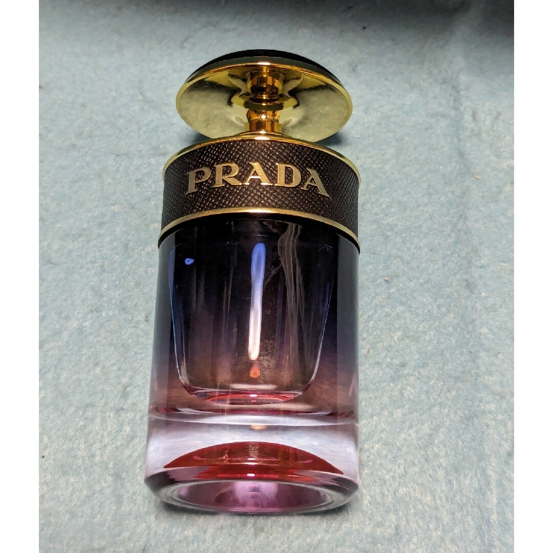 PRADA(プラダ)の希少プラダキャンディナイトオーデパルファム30ml コスメ/美容の香水(香水(女性用))の商品写真