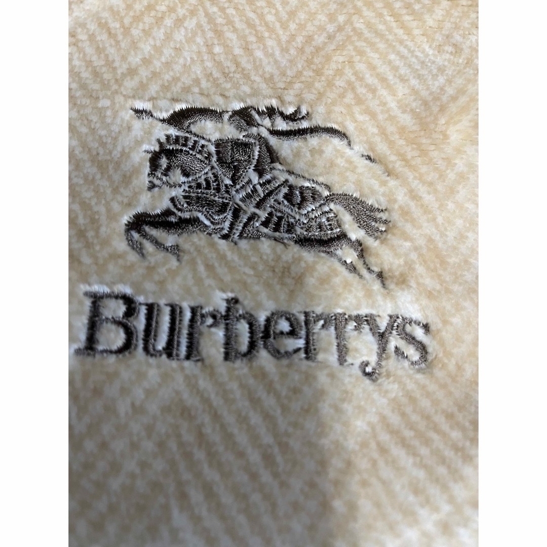 BURBERRY(バーバリー)の未使用　BURBERRY バーバリーフラット シーツ シングル 綿100% 西川 インテリア/住まい/日用品の寝具(シーツ/カバー)の商品写真