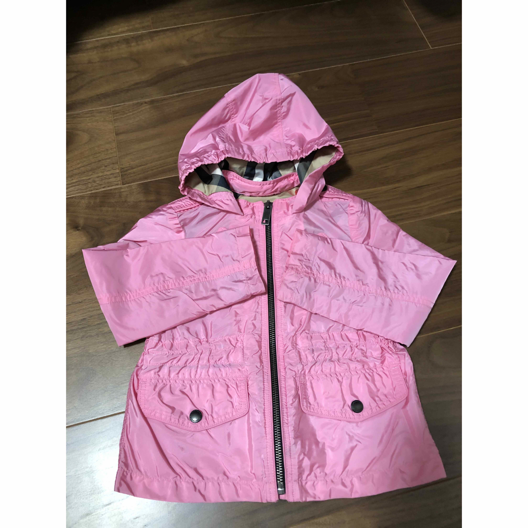 BURBERRY(バーバリー)の【値下げ】バーバリー　Burberry   アウター キッズ/ベビー/マタニティのキッズ服女の子用(90cm~)(ジャケット/上着)の商品写真