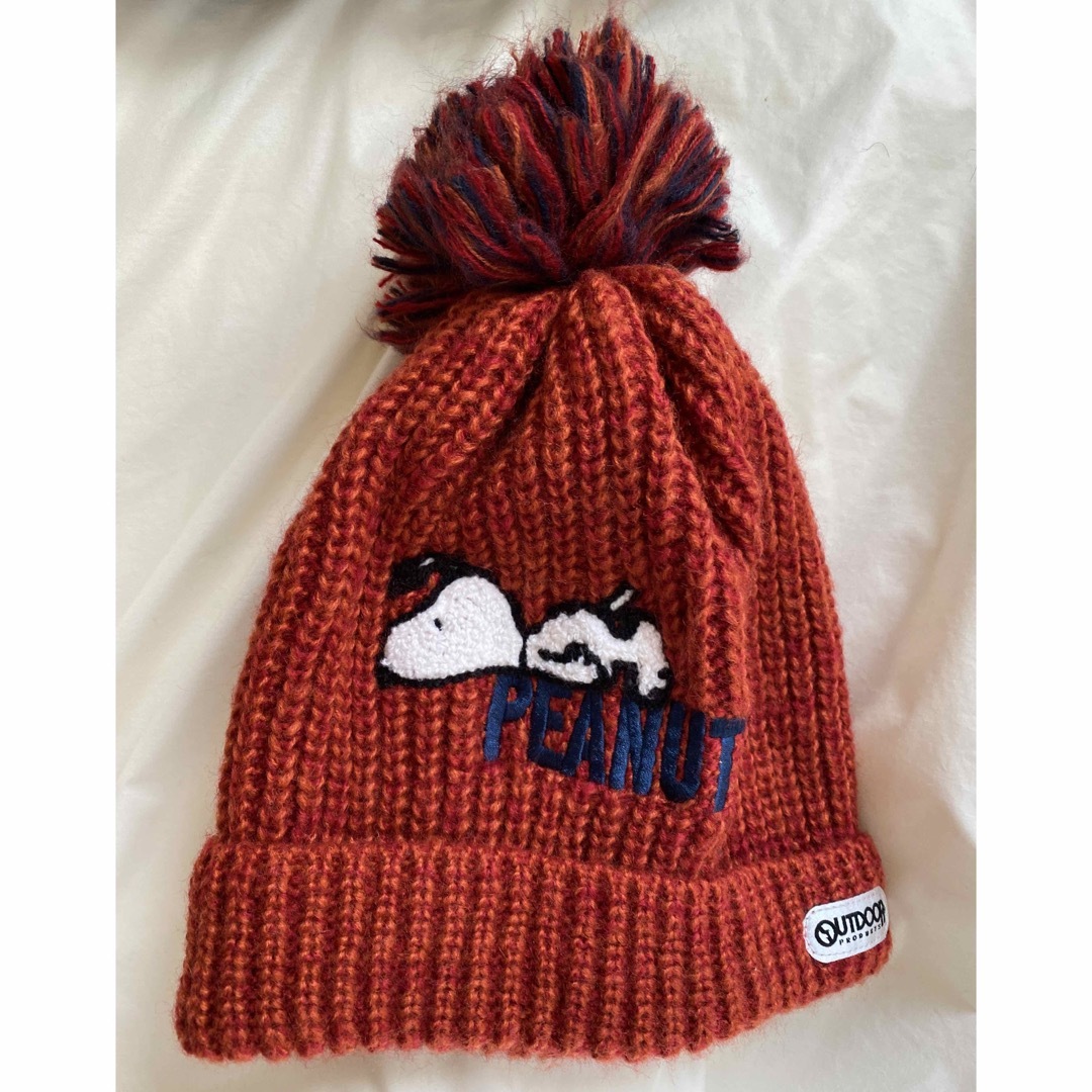 OUTDOOR PRODUCTS(アウトドアプロダクツ)の帽子　ビーニー　ニット帽　ニット　スヌーピー　アウトドア　コラボ　ピーナッツ　冬 レディースの帽子(ニット帽/ビーニー)の商品写真