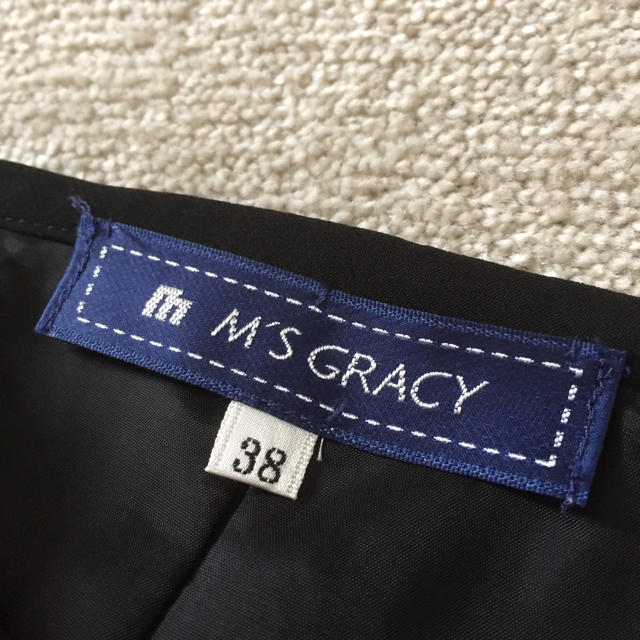 M'S GRACY(エムズグレイシー)の美品 エムズグレイシー 千鳥 スカート 38  レディースのスカート(ひざ丈スカート)の商品写真