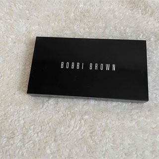 ボビイブラウン(BOBBI BROWN)のボビイブラウン　パウダー　ファンデーション(フェイスパウダー)