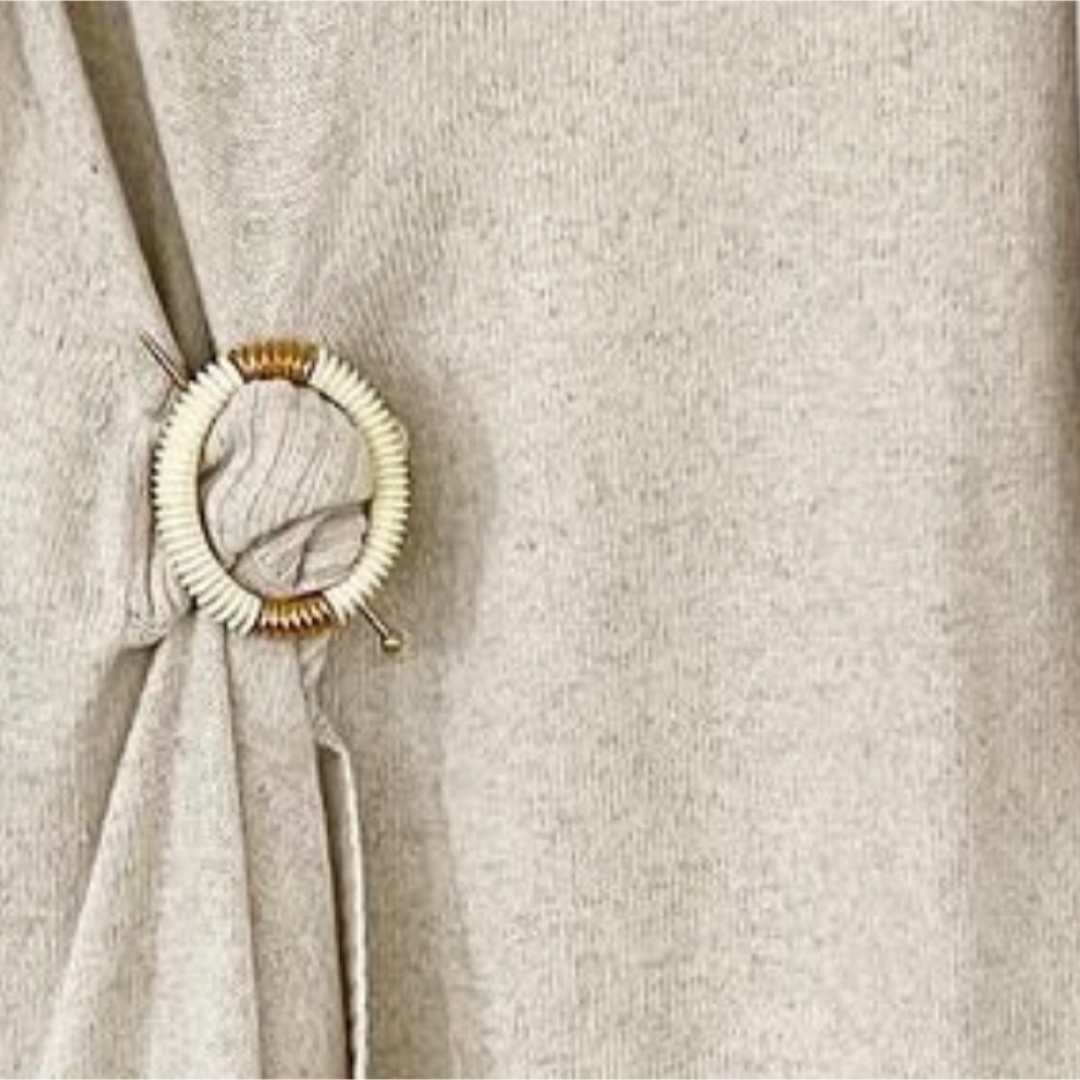 celine(セリーヌ)のCELINE セリーヌ フィービー JEWELRY PIN レディースのアクセサリー(その他)の商品写真