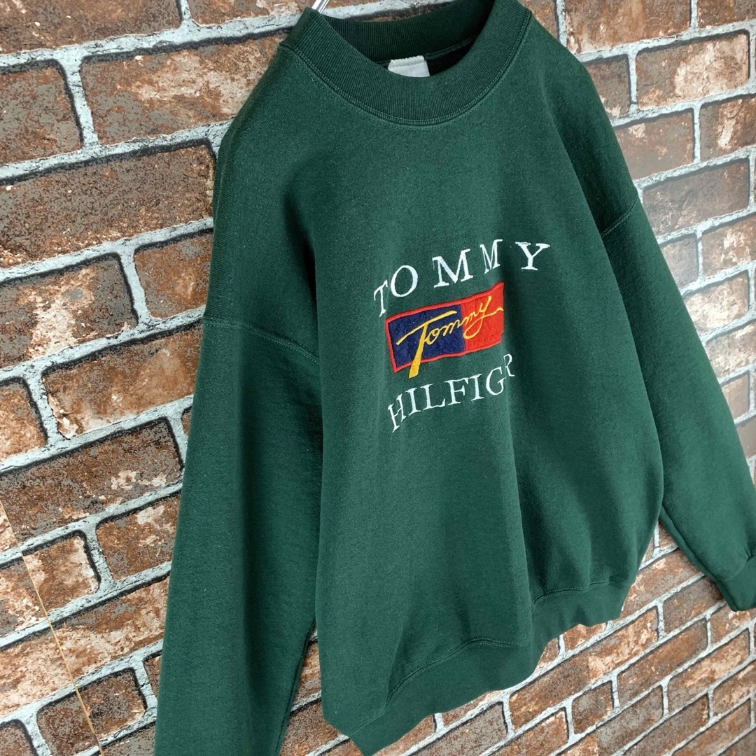 TOMMY HILFIGER(トミーヒルフィガー)の【希少】トミーヒルフィガー　80s　USA製　刺繍センターロゴ　緑　スウェット メンズのトップス(スウェット)の商品写真