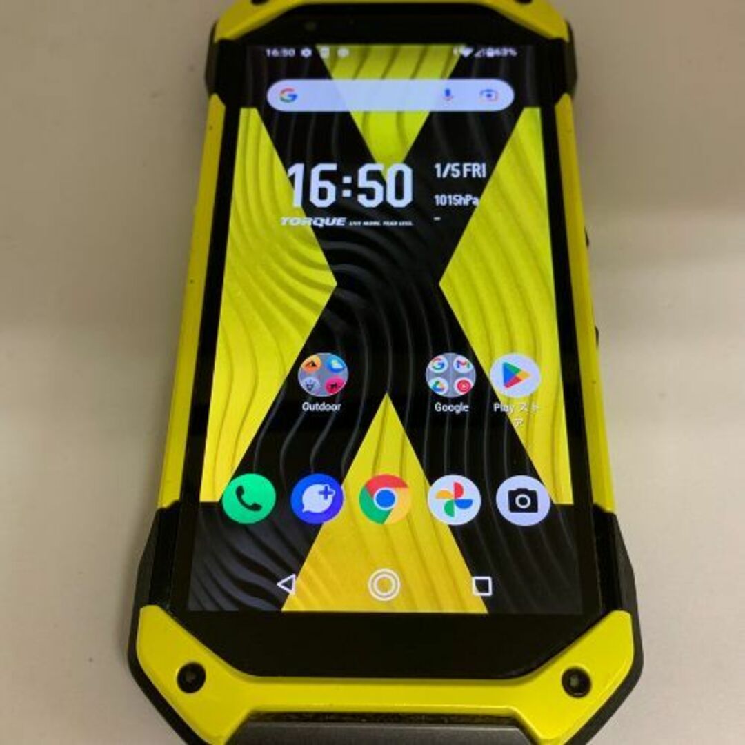 京セラ(キョウセラ)の【訳あり品】 TORQUE 5G au SIMロック解除済 KYG01 イエロー スマホ/家電/カメラのスマートフォン/携帯電話(スマートフォン本体)の商品写真