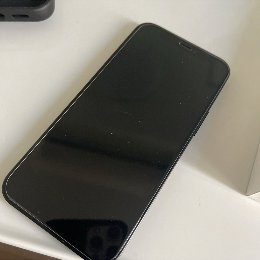 Apple(アップル)の★美品iPhone 12 mini ブラック 64 GB SIMフリー スマホ/家電/カメラのスマートフォン/携帯電話(スマートフォン本体)の商品写真