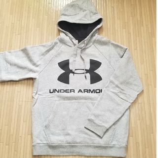 アンダーアーマー(UNDER ARMOUR)のアンダーアーマー　スウェット　パーカー　メンズ　M　グレー(パーカー)