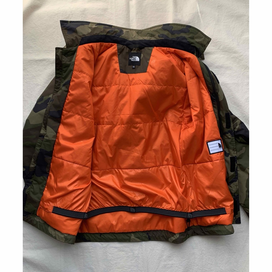 THE NORTH FACE(ザノースフェイス)のTHE NORTH FACEノベルティフード付きコーチジャケット キッズ/ベビー/マタニティのキッズ服男の子用(90cm~)(ジャケット/上着)の商品写真