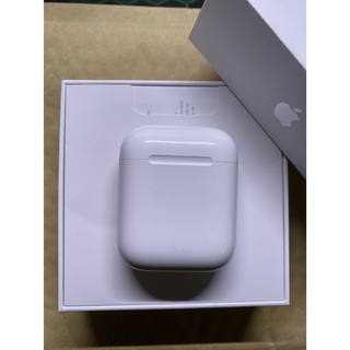 アップル(Apple)のApple AirPods  第2世代　充電ケース(ヘッドフォン/イヤフォン)