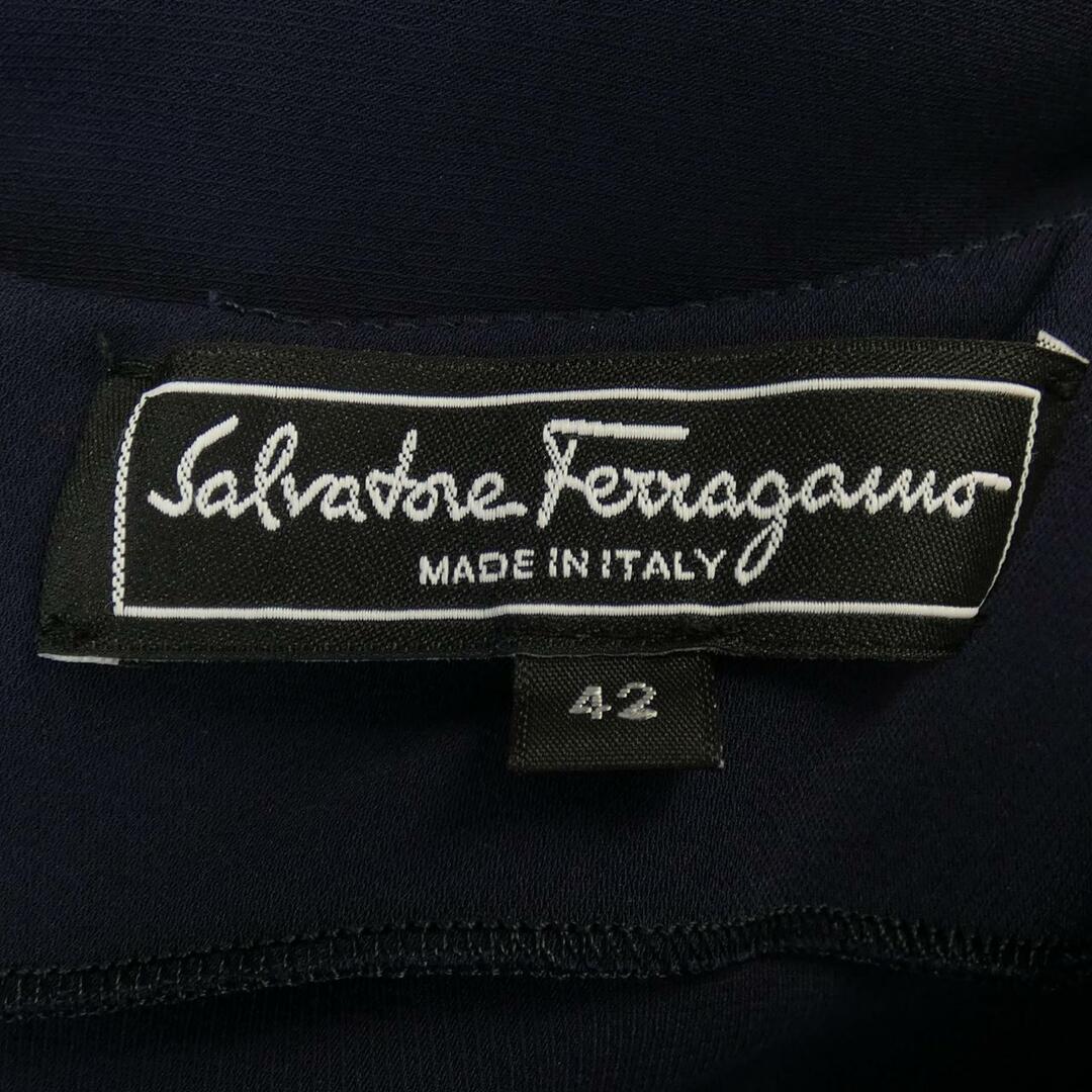 Salvatore Ferragamo(サルヴァトーレフェラガモ)のサルヴァトーレフェラガモ SALVATORE FERRAGAMO ワンピース レディースのワンピース(ひざ丈ワンピース)の商品写真