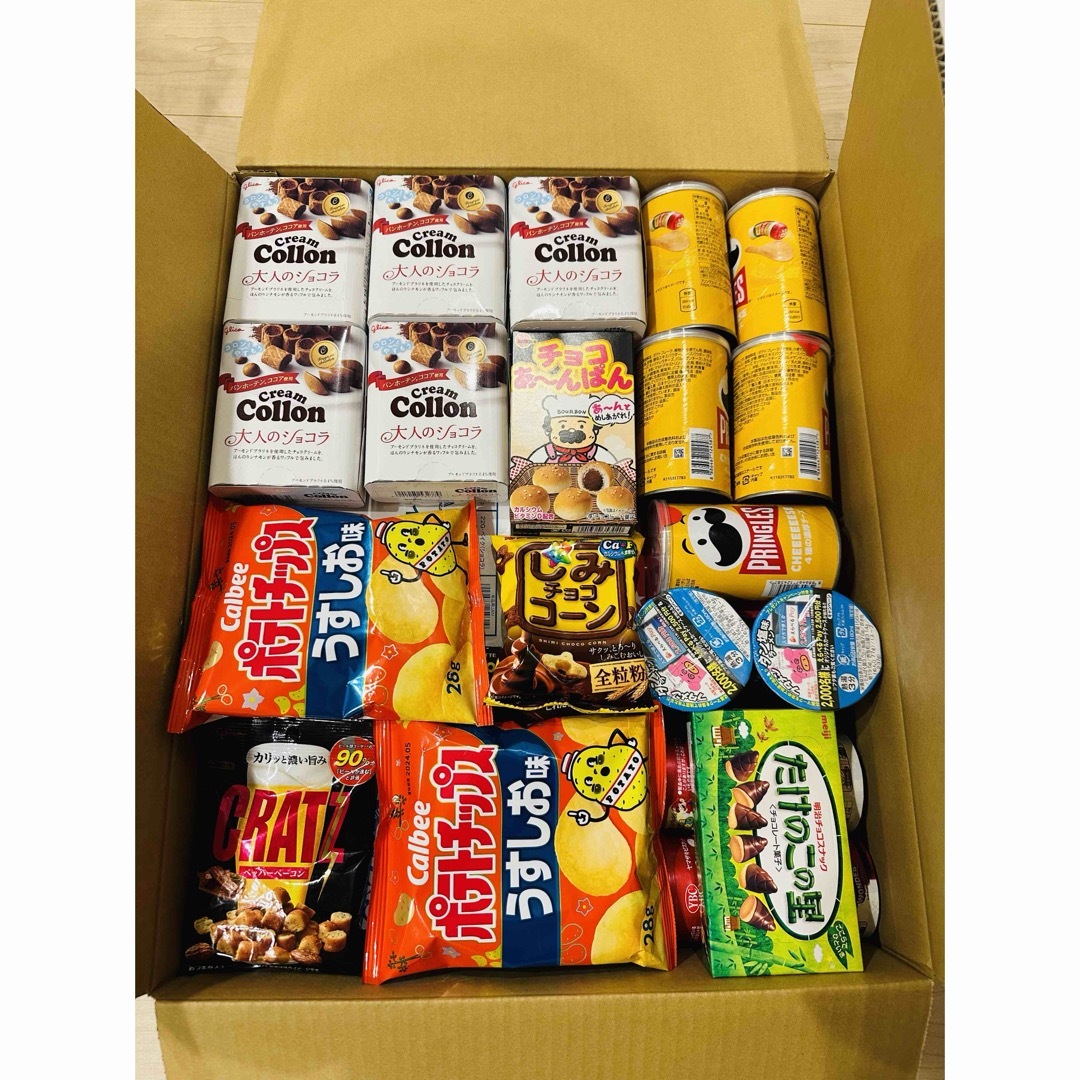 お菓子詰め合わせ　チップスター　チョコレート　セット 食品/飲料/酒の食品(菓子/デザート)の商品写真