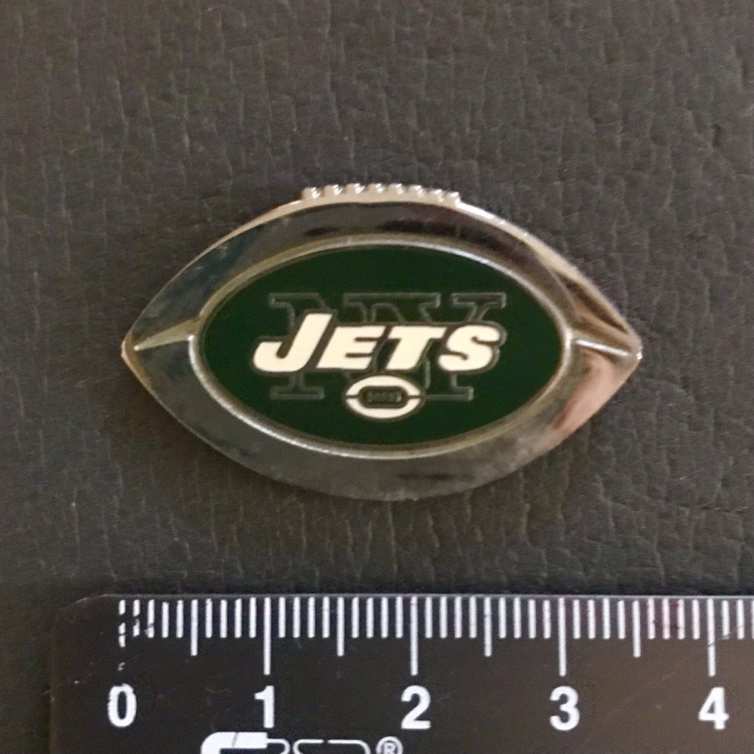 NFL アメリカンフットボール　New York Jets ピンバッジ スポーツ/アウトドアのスポーツ/アウトドア その他(アメリカンフットボール)の商品写真