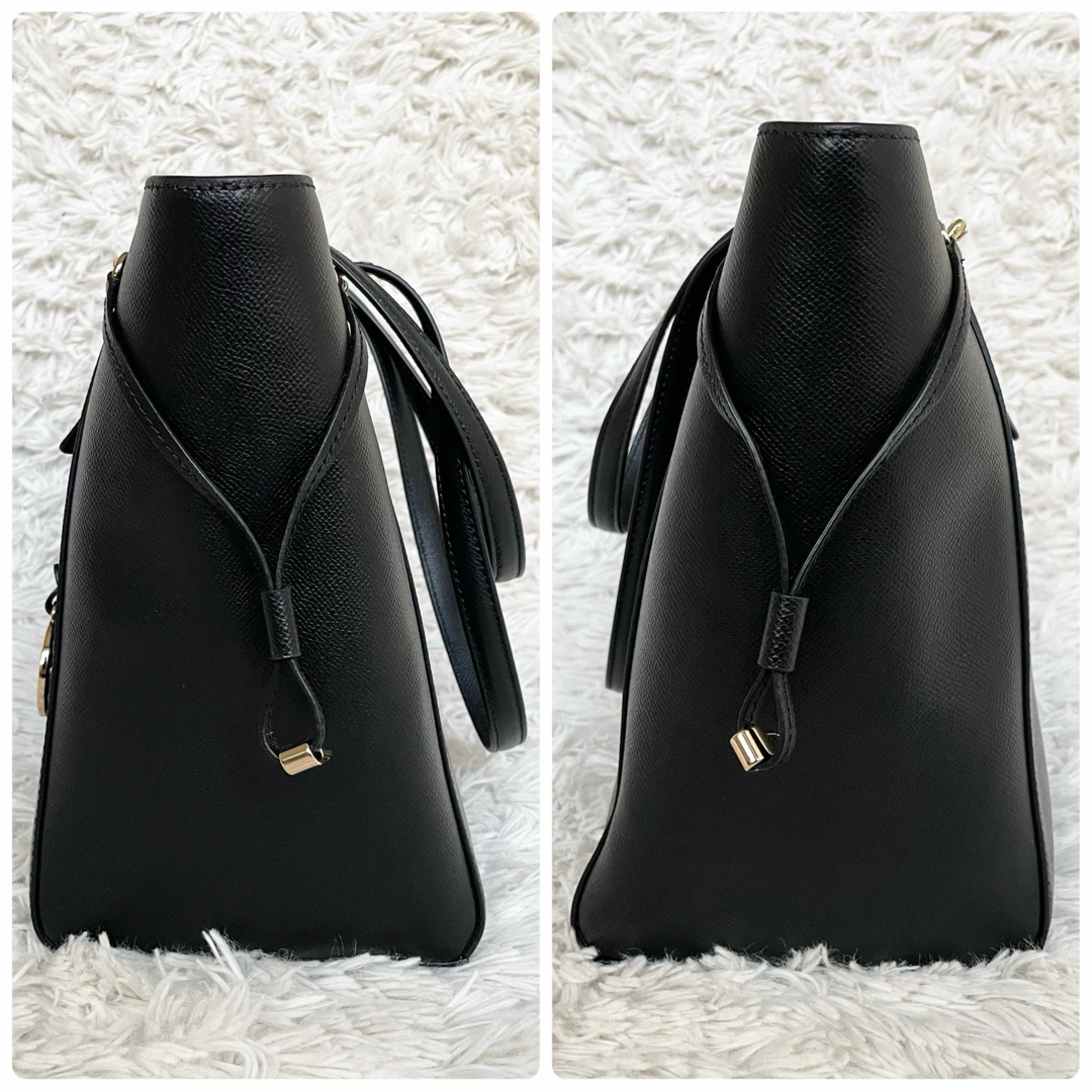 Michael Kors(マイケルコース)の新品・未使用✨マイケルコース　VOYAGER　トートバッグ　A4収納　ブラック レディースのバッグ(トートバッグ)の商品写真