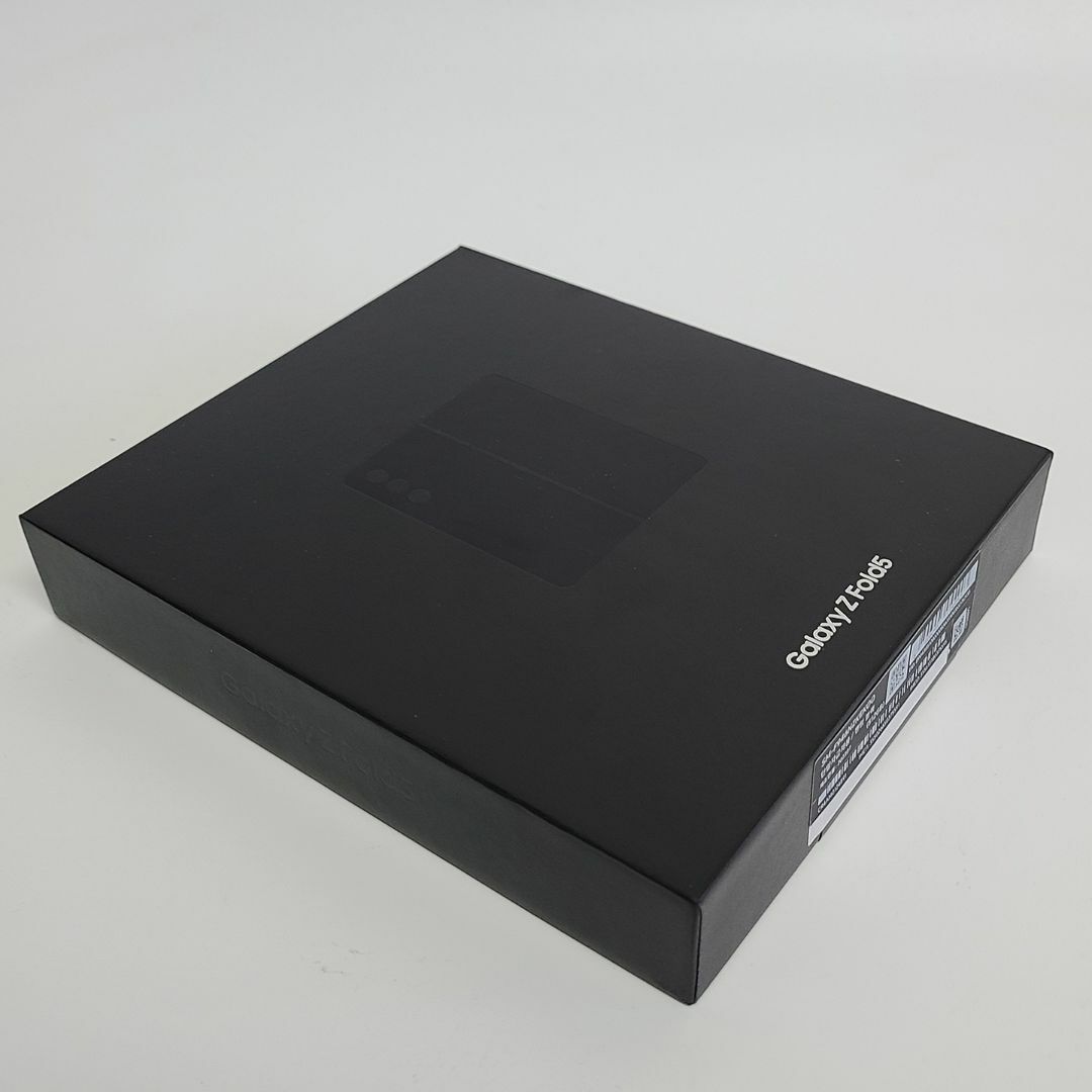 SAMSUNG(サムスン)のGalaxy Z Fold5 512GB ブラック  SIMフリー スマホ/家電/カメラのスマートフォン/携帯電話(スマートフォン本体)の商品写真