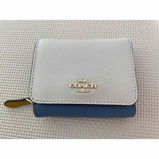 コーチ(COACH)のCOACH 三つ折り財布　ミニ　バイカラー(折り財布)