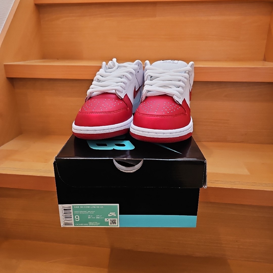 Supreme NIKE DUNk SB LOW バーシティーレッドスニーカー