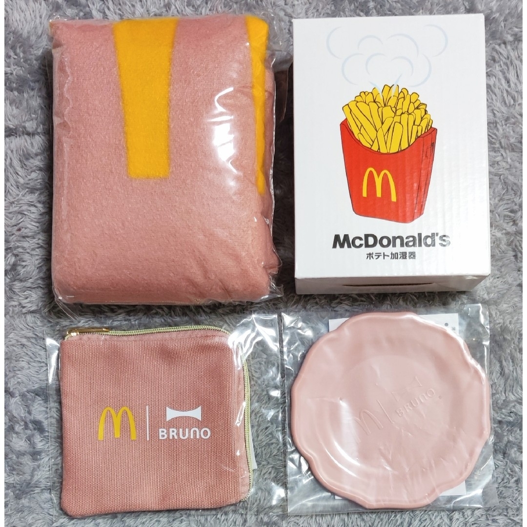 マクドナルド(マクドナルド)のマクドナルド 福袋 2024 グッズ  ピンク エンタメ/ホビーのエンタメ その他(その他)の商品写真