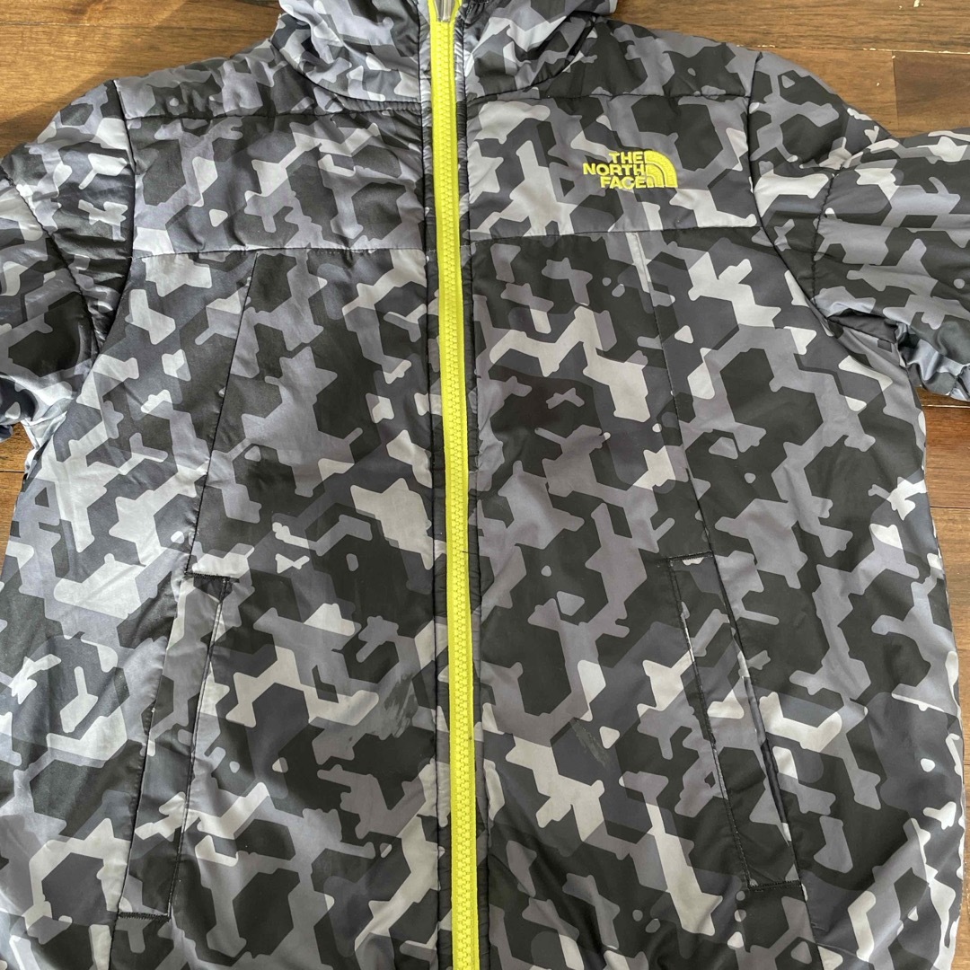 THE NORTH FACE(ザノースフェイス)のTHE NORTH FACE  ダウンジャケット130 キッズ/ベビー/マタニティのキッズ服男の子用(90cm~)(コート)の商品写真