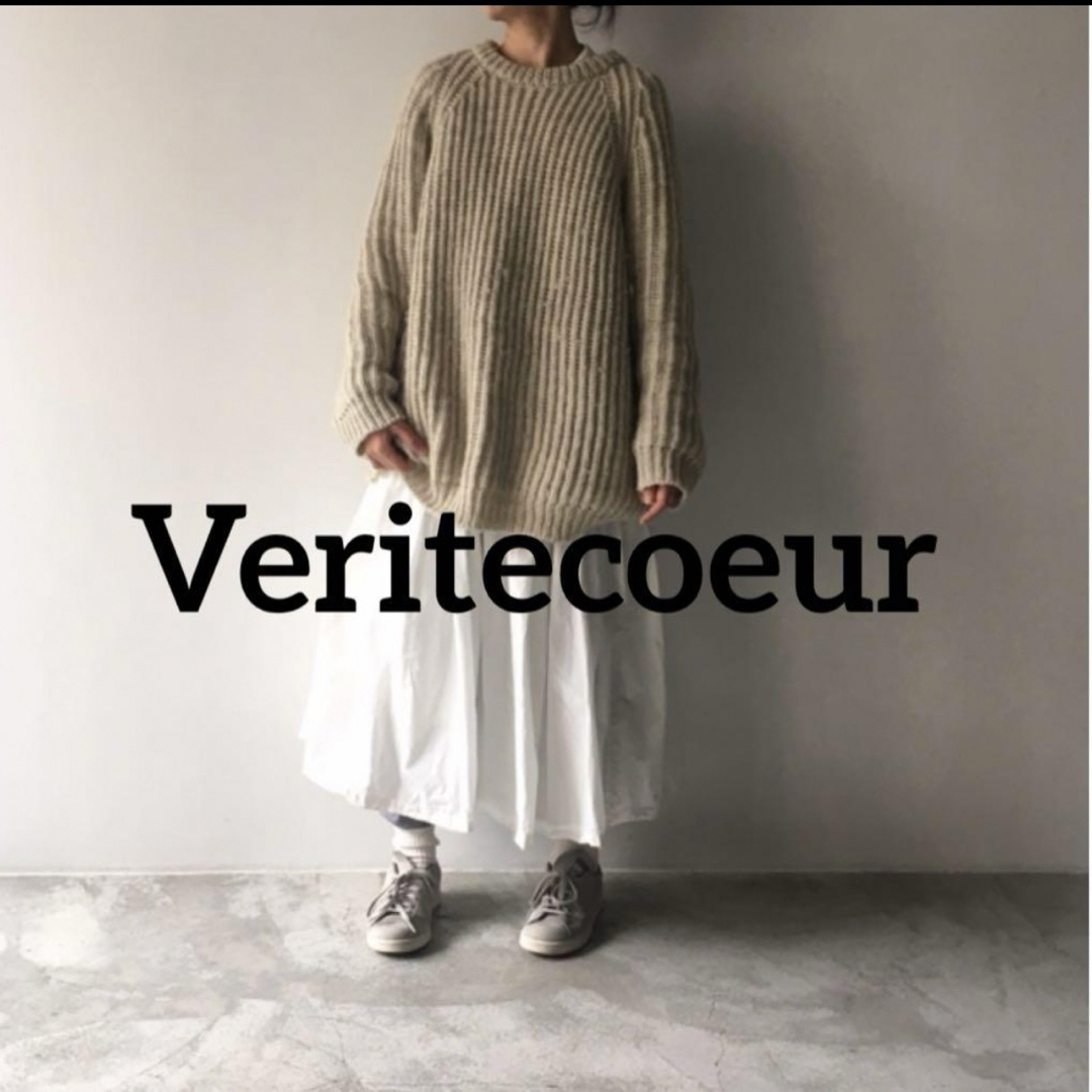 Veritecoeur(ヴェリテクール)のVeritecoeur ヴェリテクール リネン ウール クルーネックリブニット レディースのトップス(ニット/セーター)の商品写真