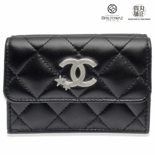 シャネル(CHANEL)の(直営買付)シャネル 24C 2024クルーズ ココスター スモールフラップウォレット AP3725 ブラック ラムスキン 限定 コンパクト財布 三つ折り ミニ 財布 CHANEL 黒【新品】【未使用】【ブリルトワーゼ】【丸正質舗】【質屋】(M212136h)(財布)