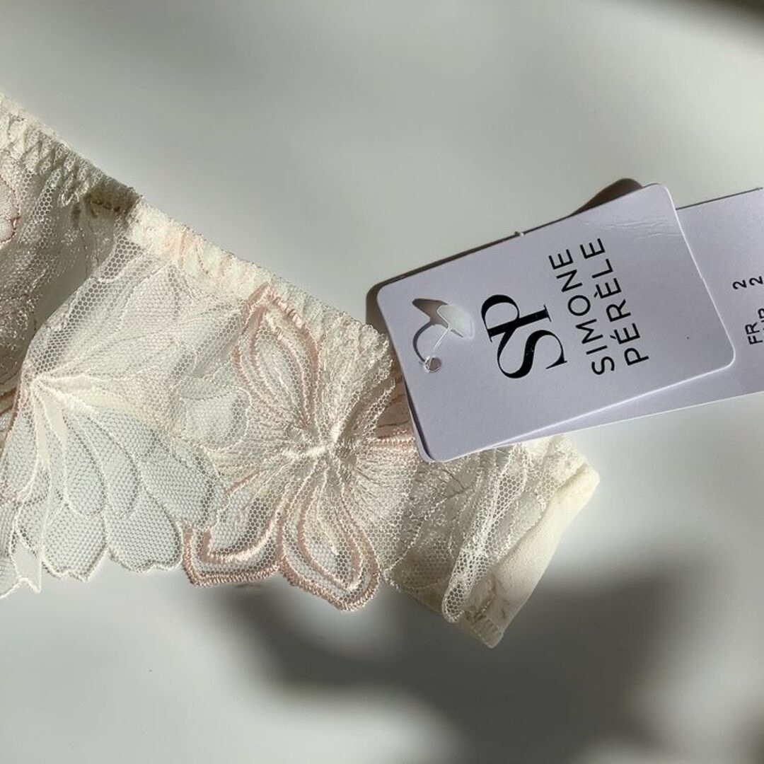 Simone Perele(シモーヌペレール)のオーダー品2点M☆Simone Perele　Boheme 　 インテリア/住まい/日用品のインテリア/住まい/日用品 その他(その他)の商品写真