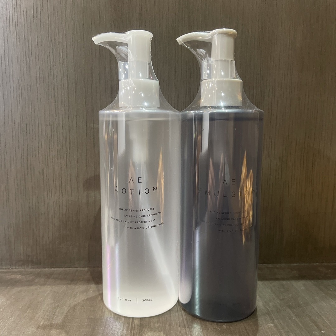 アジュバン AEローション AEエマルジョン 300ml 業務用 - 化粧水 アジュバン AEローション AEエマルジョン 300ml 業務用 - 化粧水