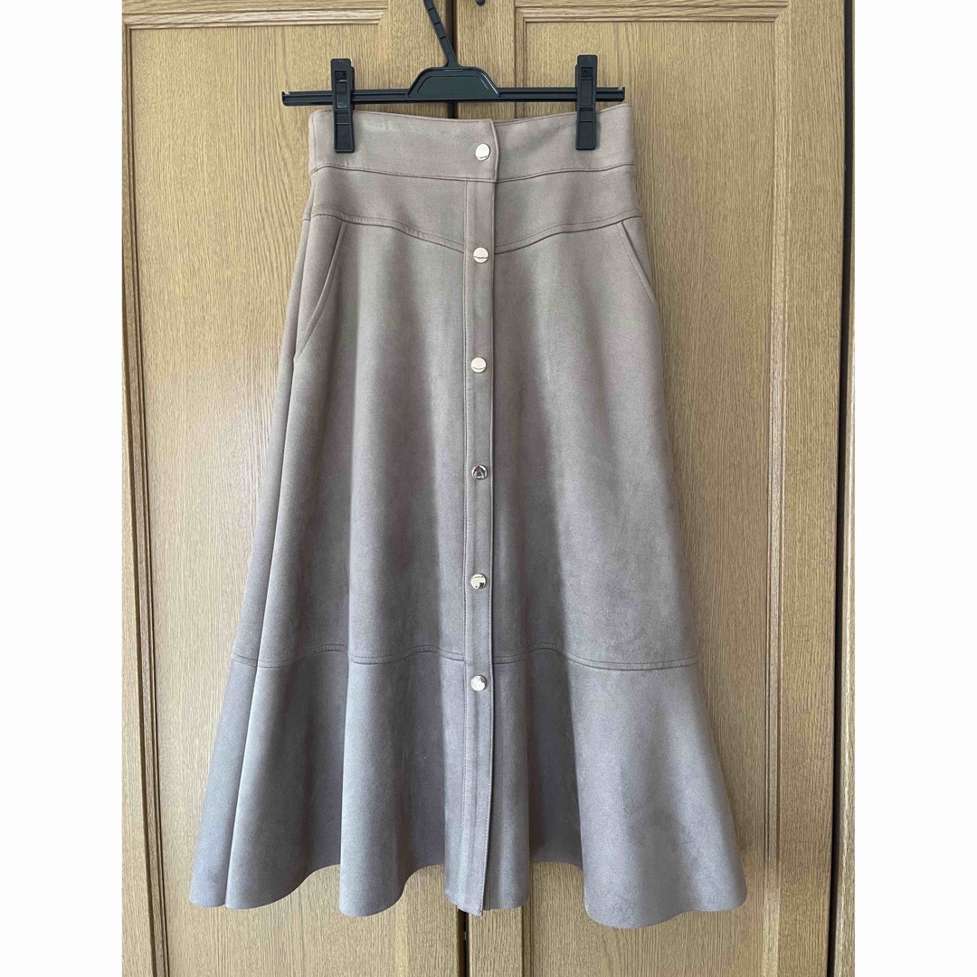 ZARA(ザラ)のZARA スエードロングスカート レディースのスカート(ロングスカート)の商品写真