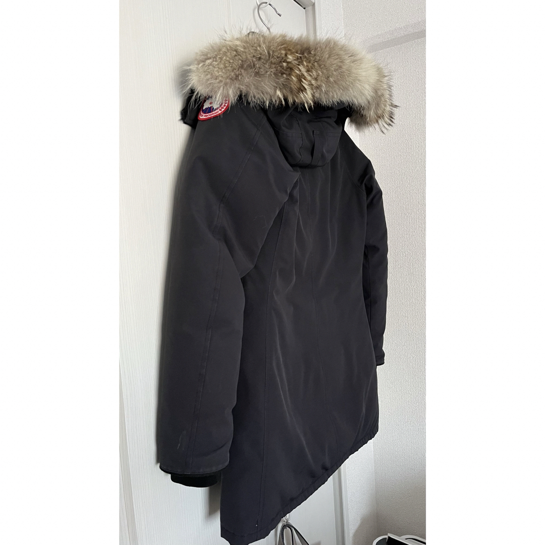 CANADA GOOSE(カナダグース)のカナダグース　アウター レディースのジャケット/アウター(ダウンジャケット)の商品写真