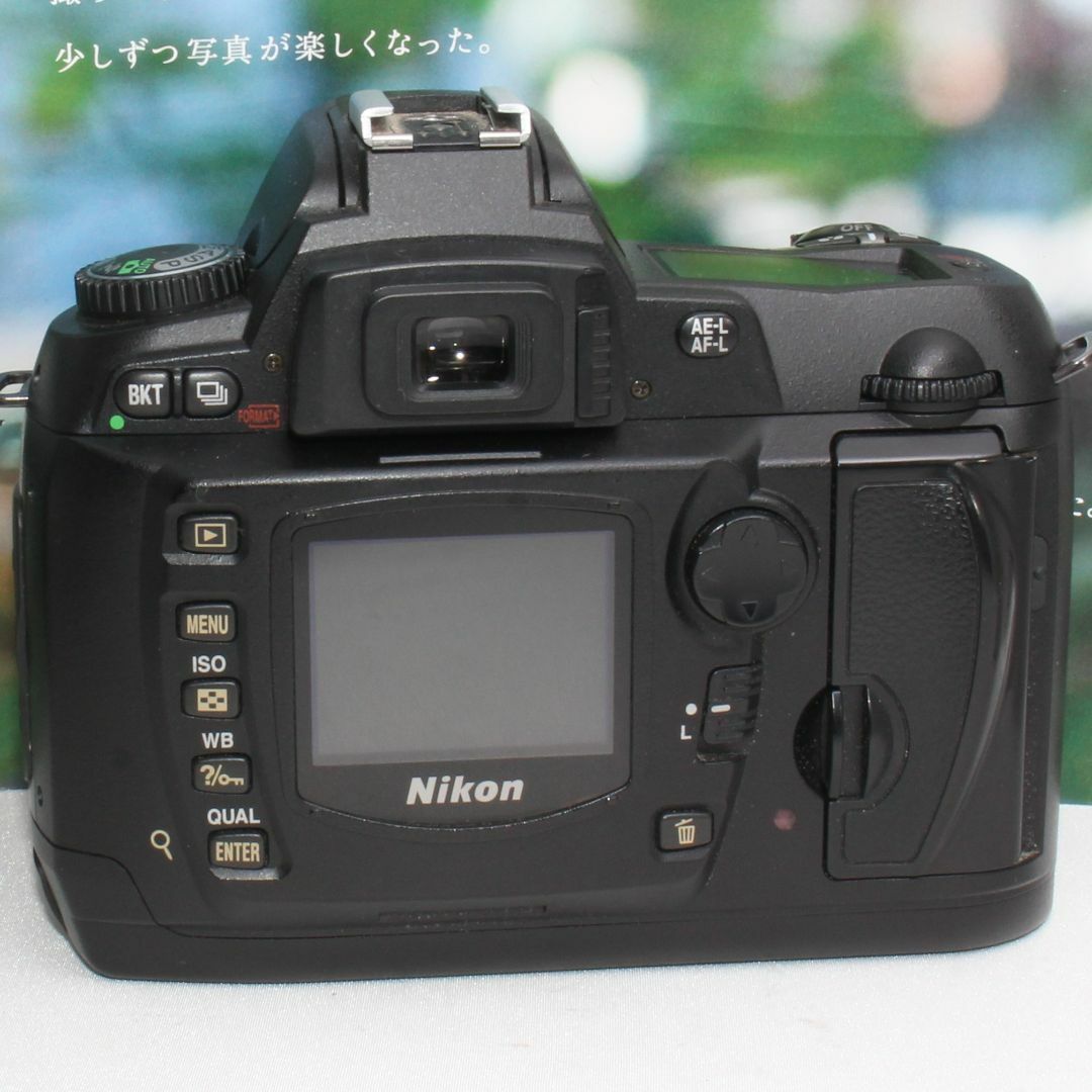 ❤️レンズフード❤️近遠対応の万能レンズ\u0026新品カメラバッグ付き❤️Nikon D70❤️