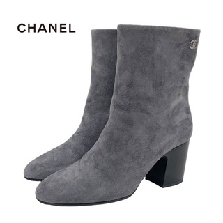 シャネル(CHANEL)のシャネル CHANEL ブーツ ショートブーツ 靴 シューズ スエード グレー ココマーク(ブーツ)