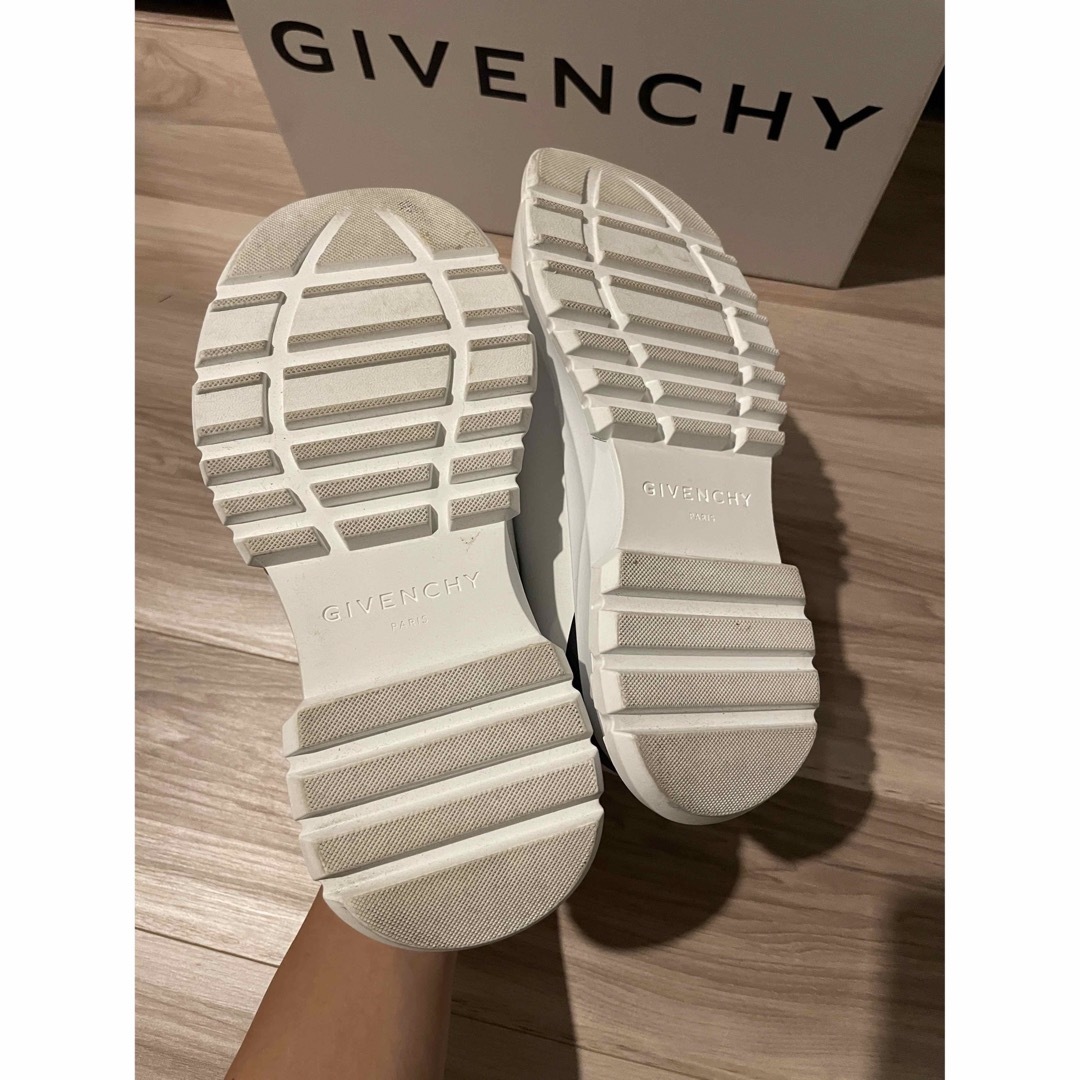 GIVENCHY - (美品)GIVENCHY ジバンシィ スペクターランナー GIVENCHY - (美品)GIVENCHY ジバンシィ スペクターランナー