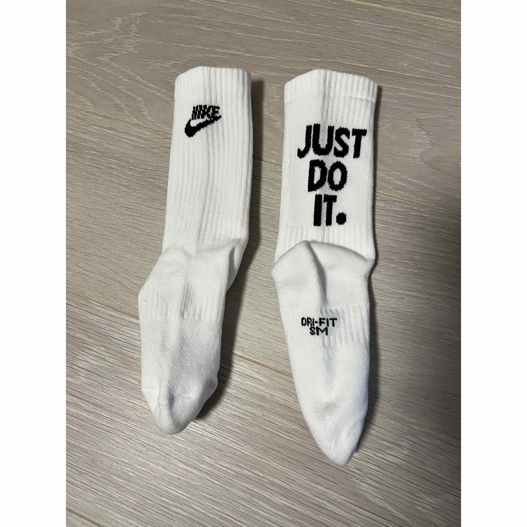 NIKE(ナイキ)のNIKE 靴下　23〜25㎝(M)1足 レディースのレッグウェア(ソックス)の商品写真