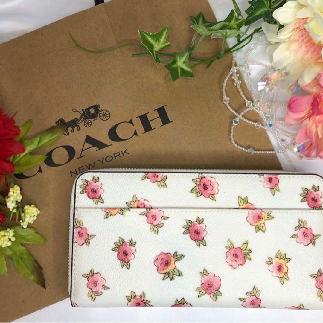 COACH(コーチ)のCOACH コーチ 長財布 ホワイト バラ ピンク ブラウン レディースのファッション小物(財布)の商品写真