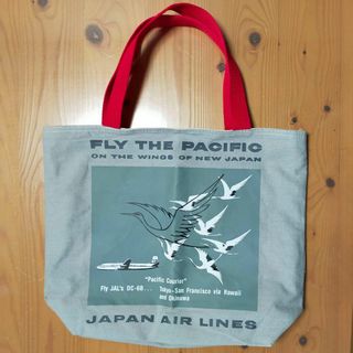 ジャル(ニホンコウクウ)(JAL(日本航空))のJAL×アメリカン航空 リバーシブルトートバッグ　(送料込み) 非売品(トートバッグ)