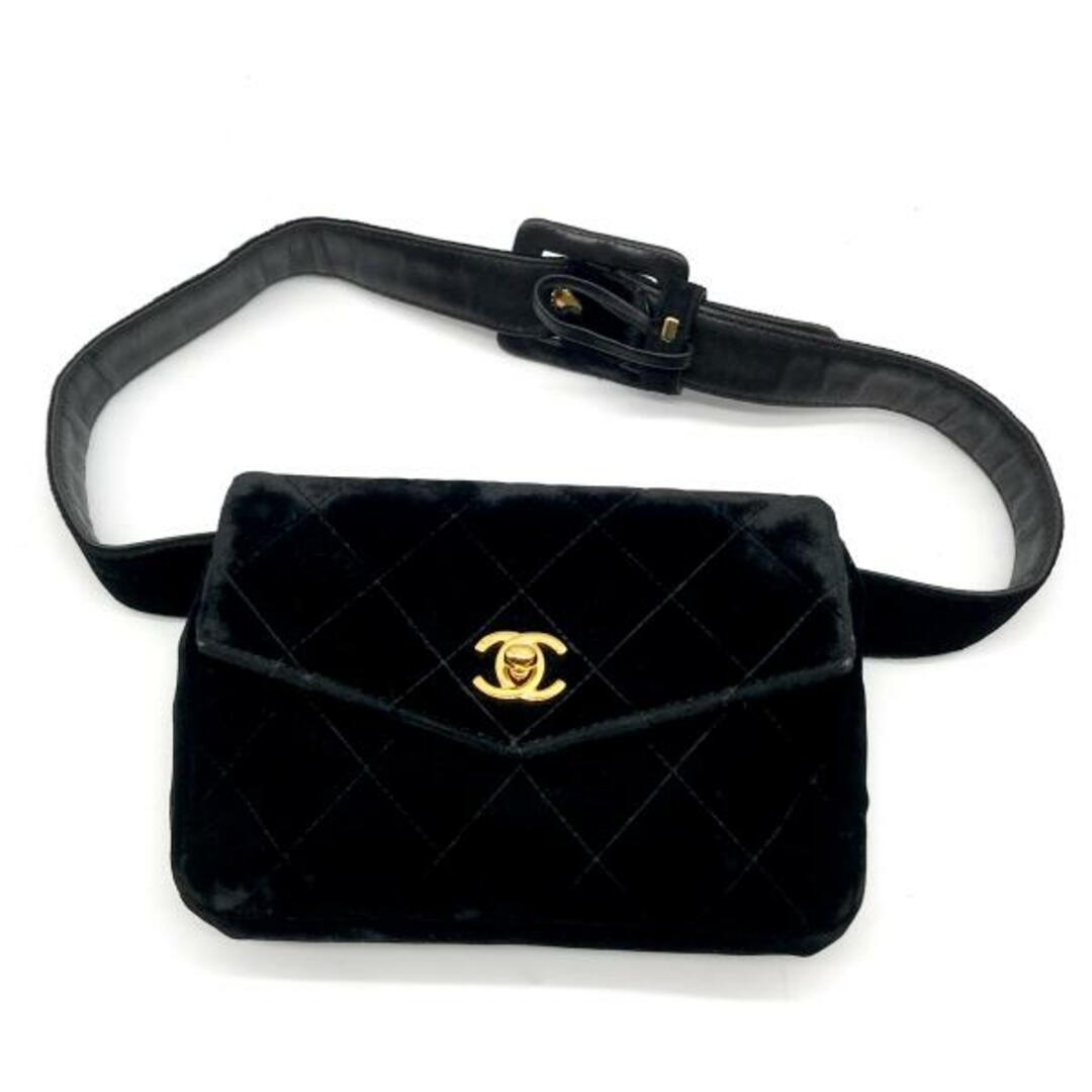 CHANEL(シャネル)の良品 CHANEL シャネル ココマーク ベロア マトラッセ ウエストポーチ バッグ ブラック ｍ9939 レディースのバッグ(ボディバッグ/ウエストポーチ)の商品写真