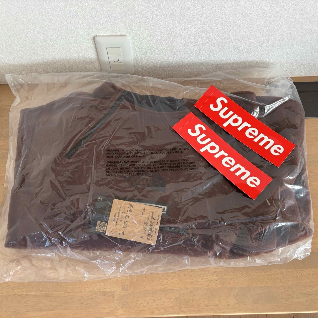 Supreme(シュプリーム)の◼️定価以下◼️シュプリーム ザ ノース フェイス フリース プルオーバー  M メンズのトップス(パーカー)の商品写真