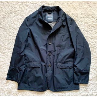 ヘルノ(HERNO)の【美品】HERNO GORE-TEX ナイロンブルゾンジャケット ネイビー 50(その他)