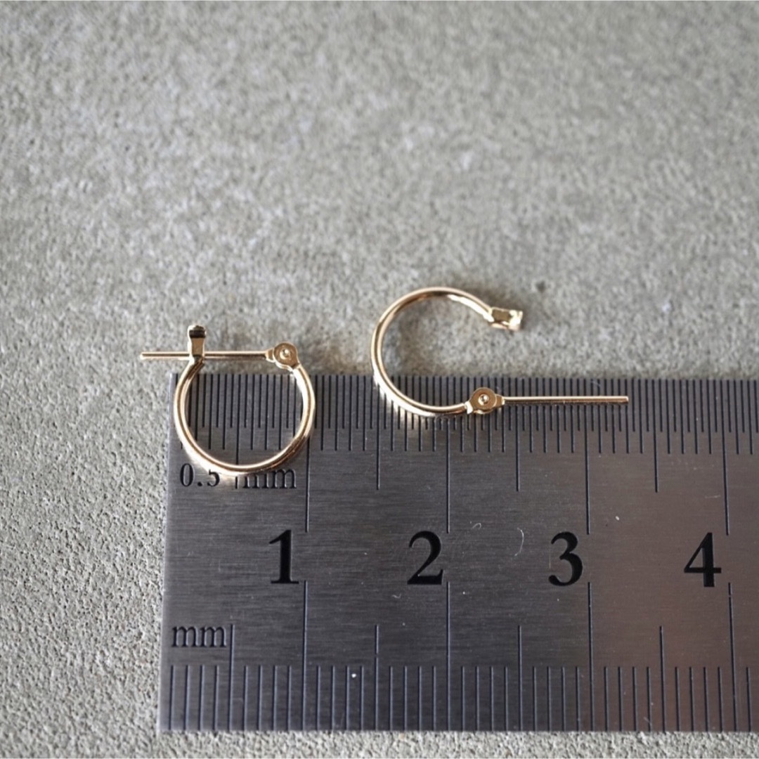 10金　ミニフープピアス　10K ete agete nojess 4℃ 好きへ レディースのアクセサリー(ピアス)の商品写真