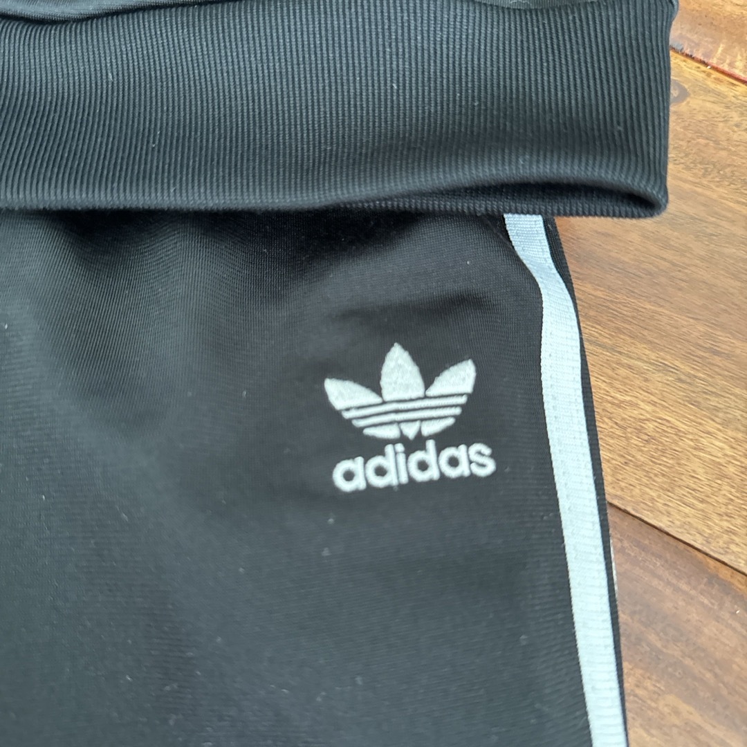 adidas(アディダス)のアディダスオリジナルス　ジャージ　セットアップ　120 キッズ/ベビー/マタニティのキッズ服男の子用(90cm~)(ジャケット/上着)の商品写真