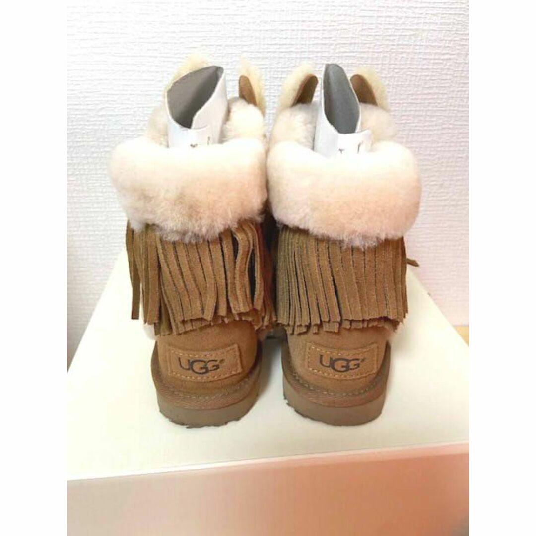 UGG　アグ　ブーツ　ムートンブーツ　暖か　ほぼ新品　美品　かわいい