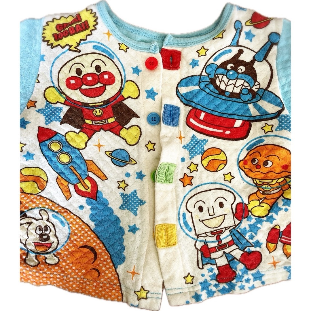 【90サイズ】アンパンマン☆キルトパジャマ キッズ/ベビー/マタニティのキッズ服男の子用(90cm~)(パジャマ)の商品写真