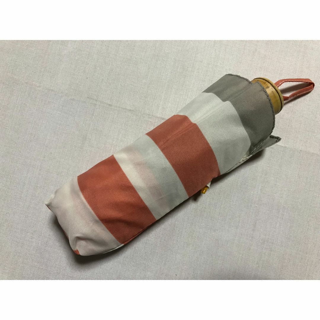 折りたたみ傘　軽量　レディース  雨傘　ボーダー　新品　ピンク レディースのファッション小物(傘)の商品写真
