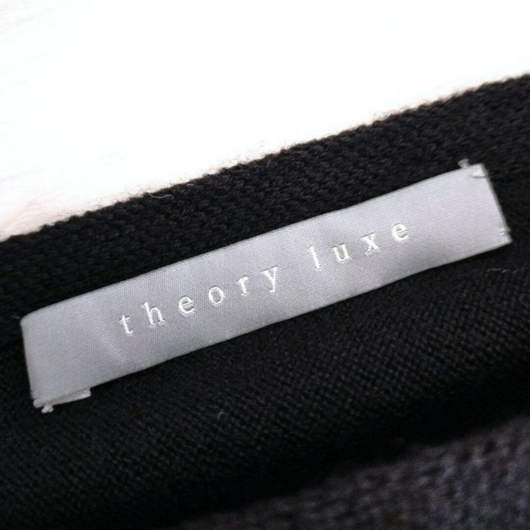 Theory luxe(セオリーリュクス)のTheory luxe  定価36000円 デザインニットワンピース レディースのワンピース(ひざ丈ワンピース)の商品写真