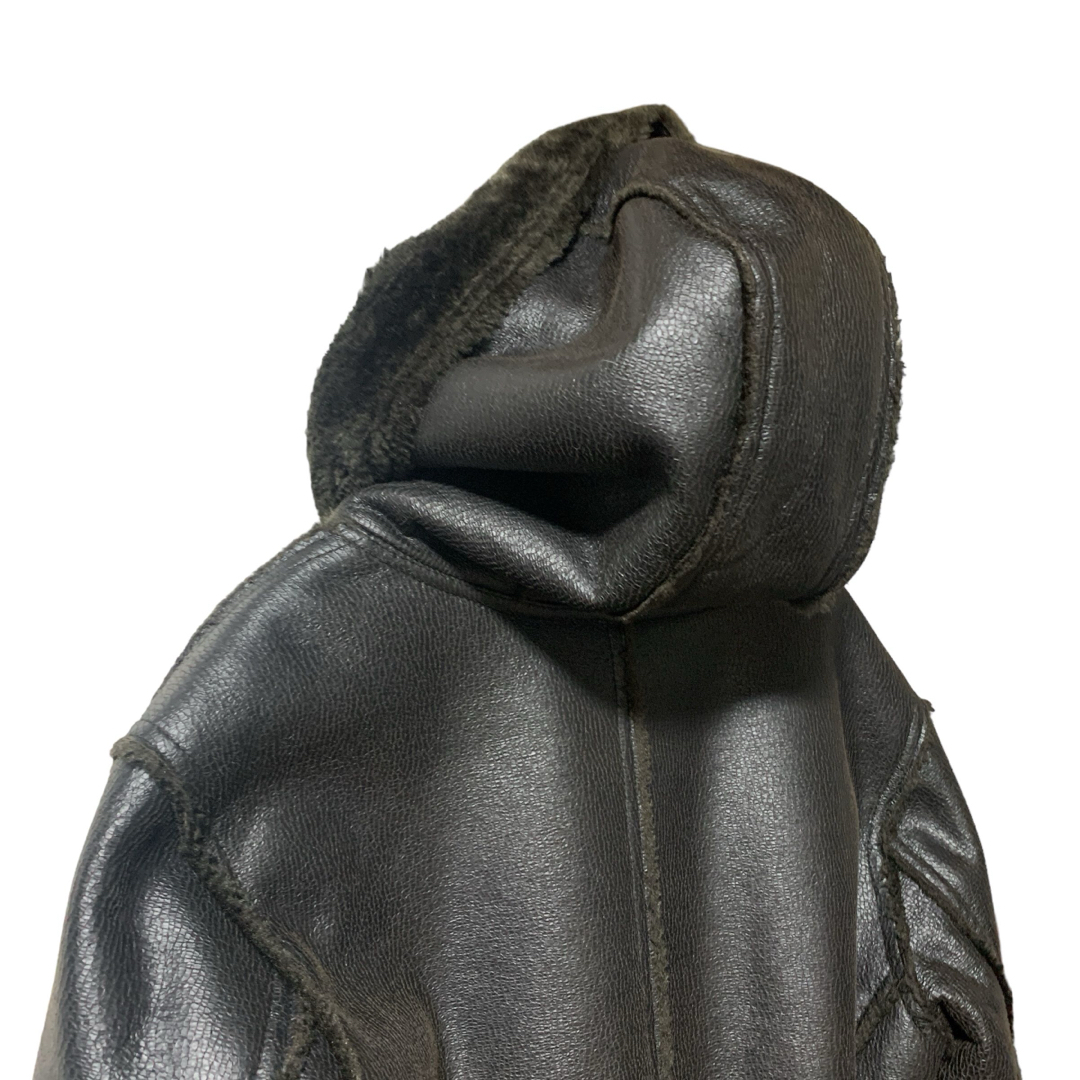 KLEIN PLUS(クランプリュス)の美品　KLEIN PLUS HOMME 裏起毛エコレザー　フード付き　ジャケット メンズのジャケット/アウター(その他)の商品写真